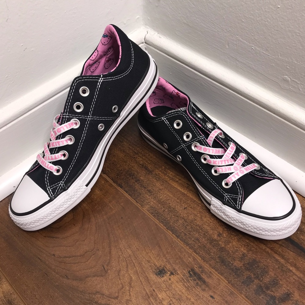 NWT Converse 'Hello Kitty' CTAS Madison Ox Shoes